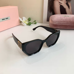Gold Feature Black Sunglasses