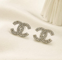 Luxe Crystal Studs – Silver