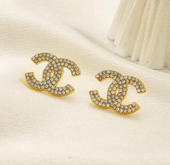 Luxe Crystal Studs – Gold