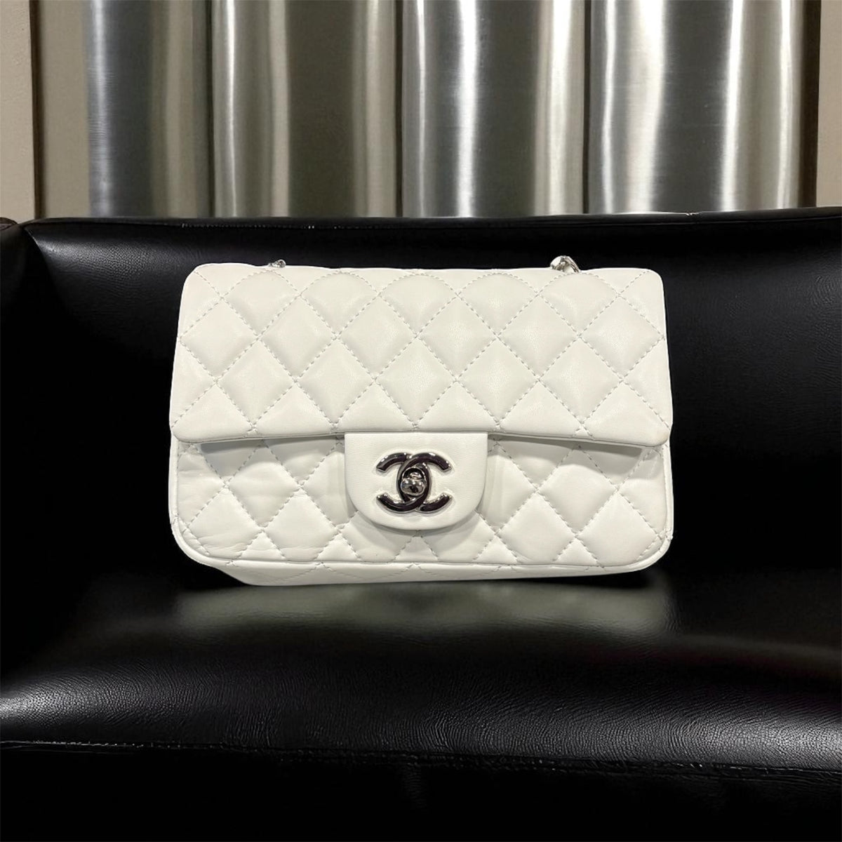 CC Classic (Small white)